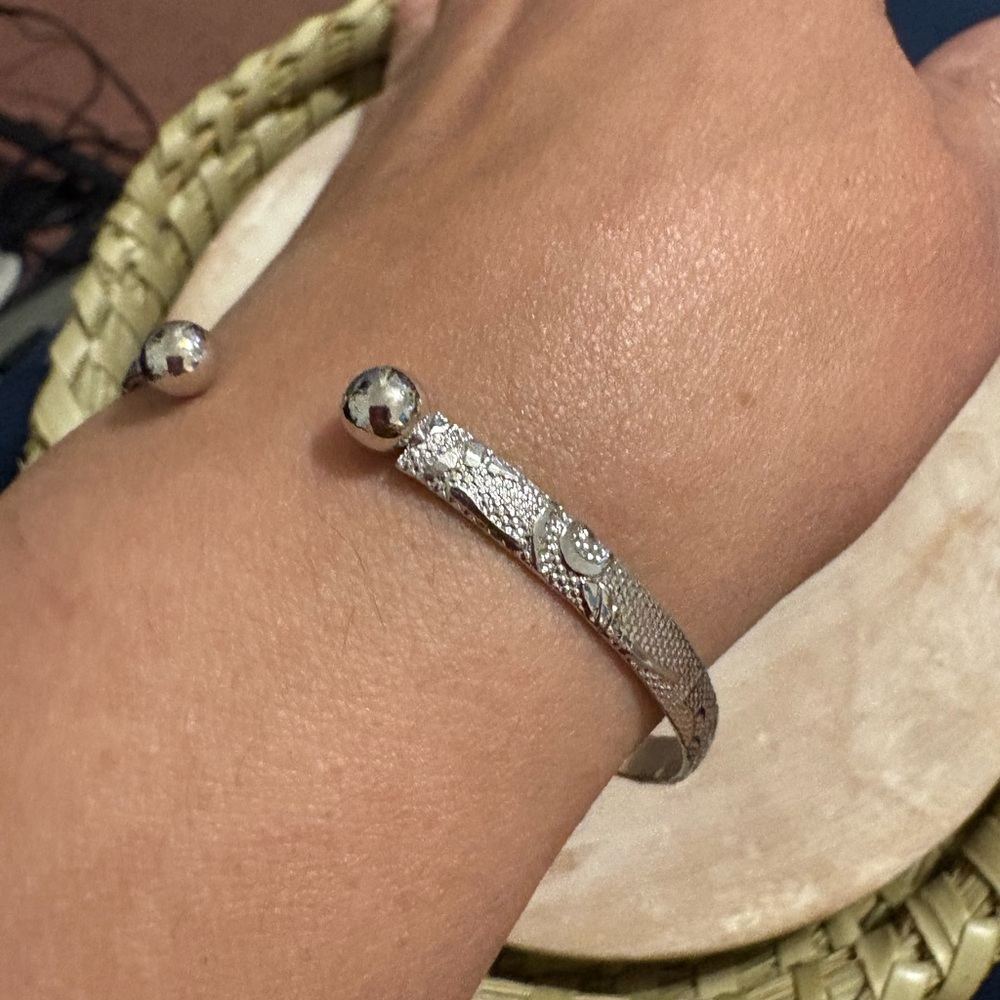 Elegant Silver Cuff Bracelet